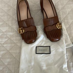 Beautiful size 39 brown authentic Gucci loafers